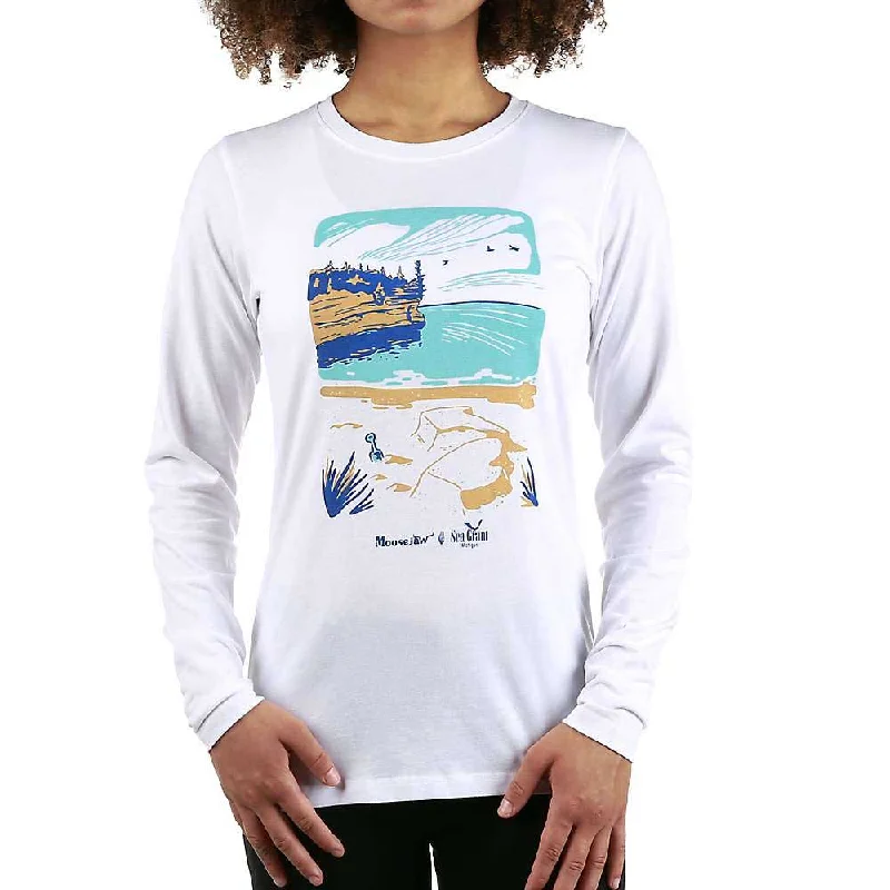 Moosejaw x Sea Grant Collab Women's LS Tee